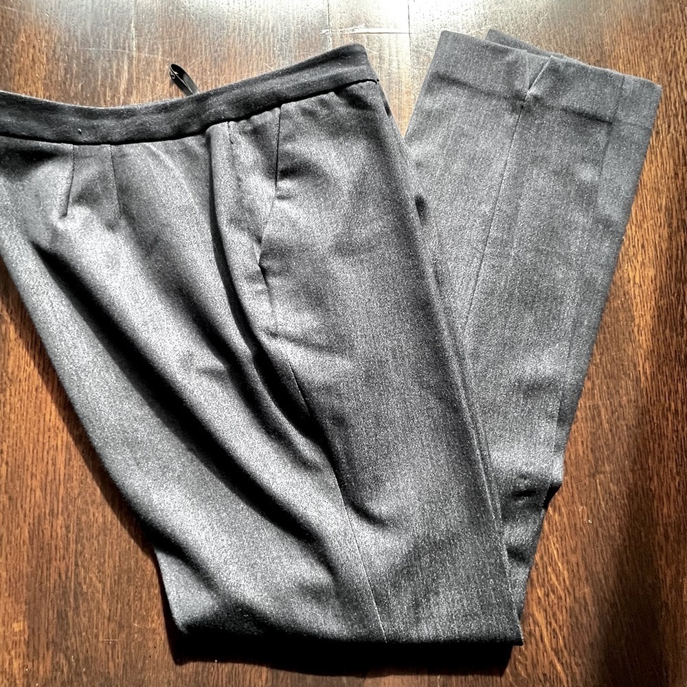Calvin Klein Gray Women’s  Dress Pants Slacks Size 8 (Inseam 29)